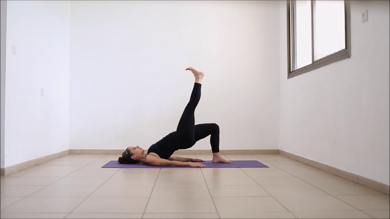 אימון פילאטיס מזרן חצי שעה