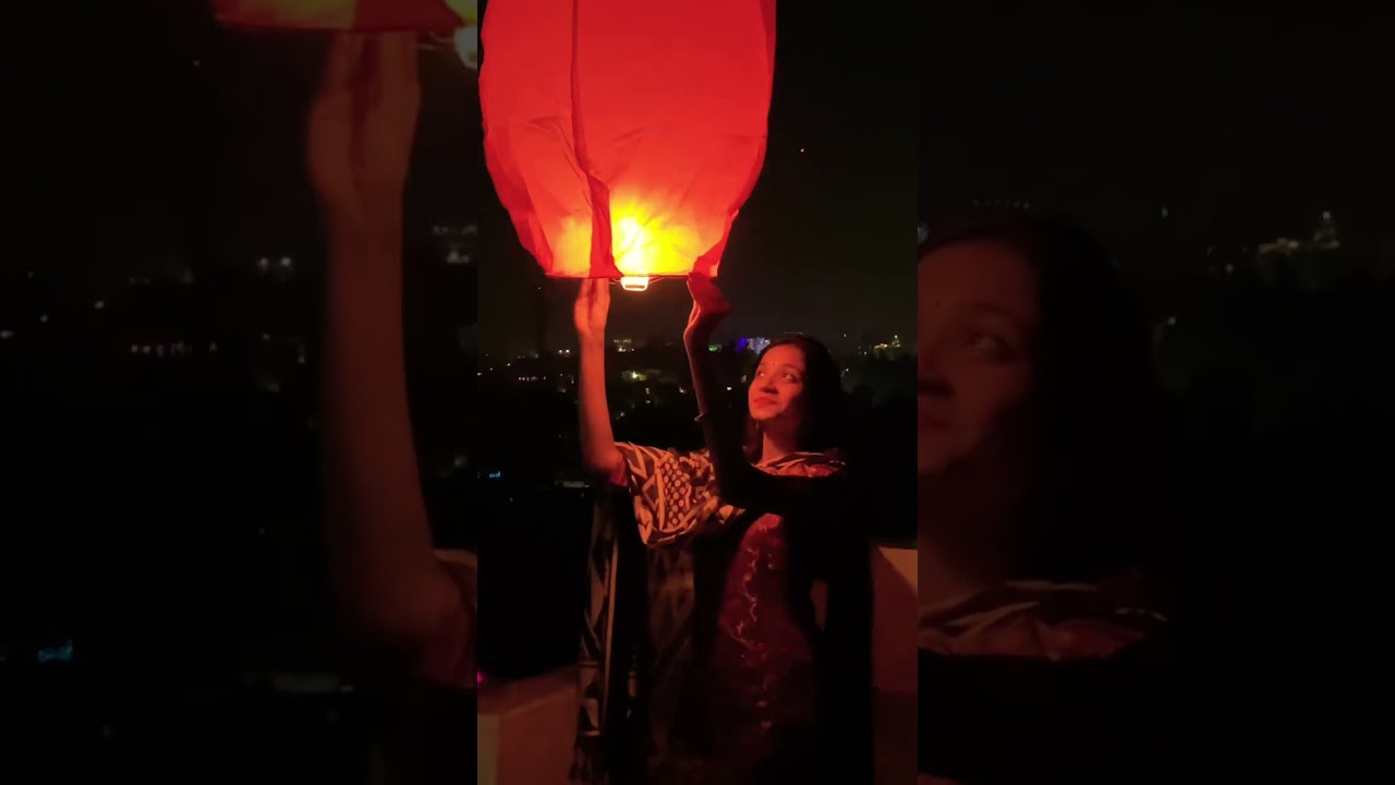 🪔 Diwali 2023 celebration with Sky Lanterns |hot air balloons #shorts #viral #youtubeshorts
