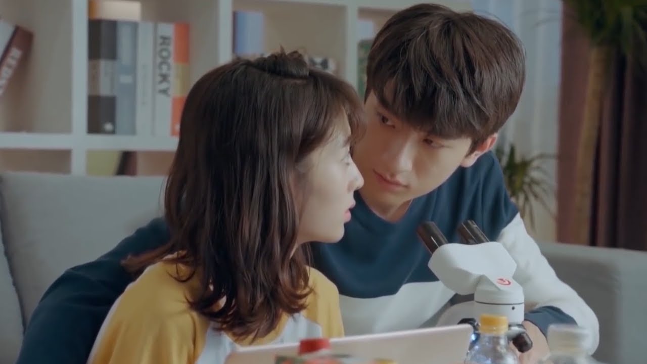 Si Tumo got jealous, Gu Weiyi speed up her heart rate with this move! | Put Your Head on My Shoulder