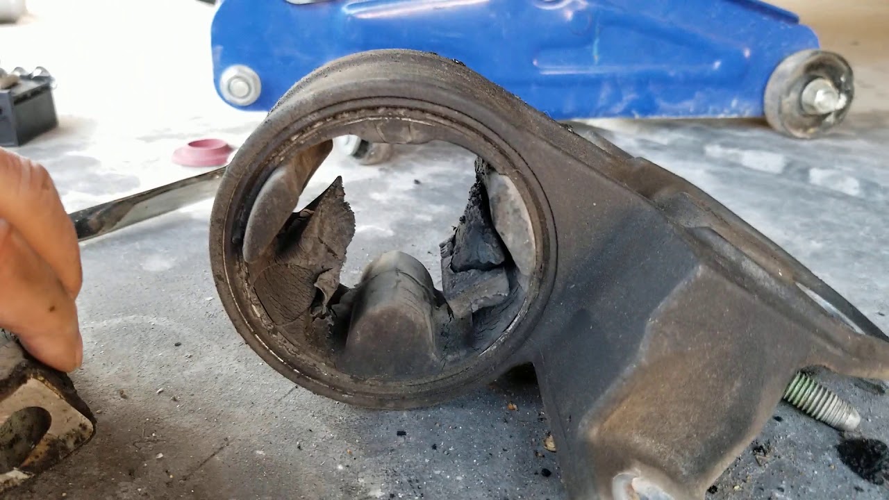 2002 Dodge Grand Caravan Front motor mount replacement.