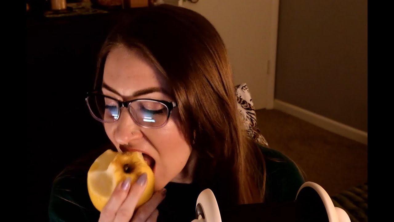 asmr...an apple a day...