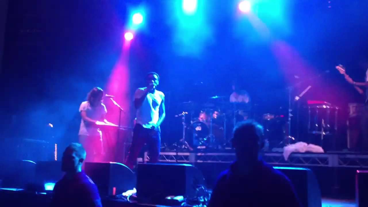 Childish Gambino - Heartbeat. Big Day Out 2013