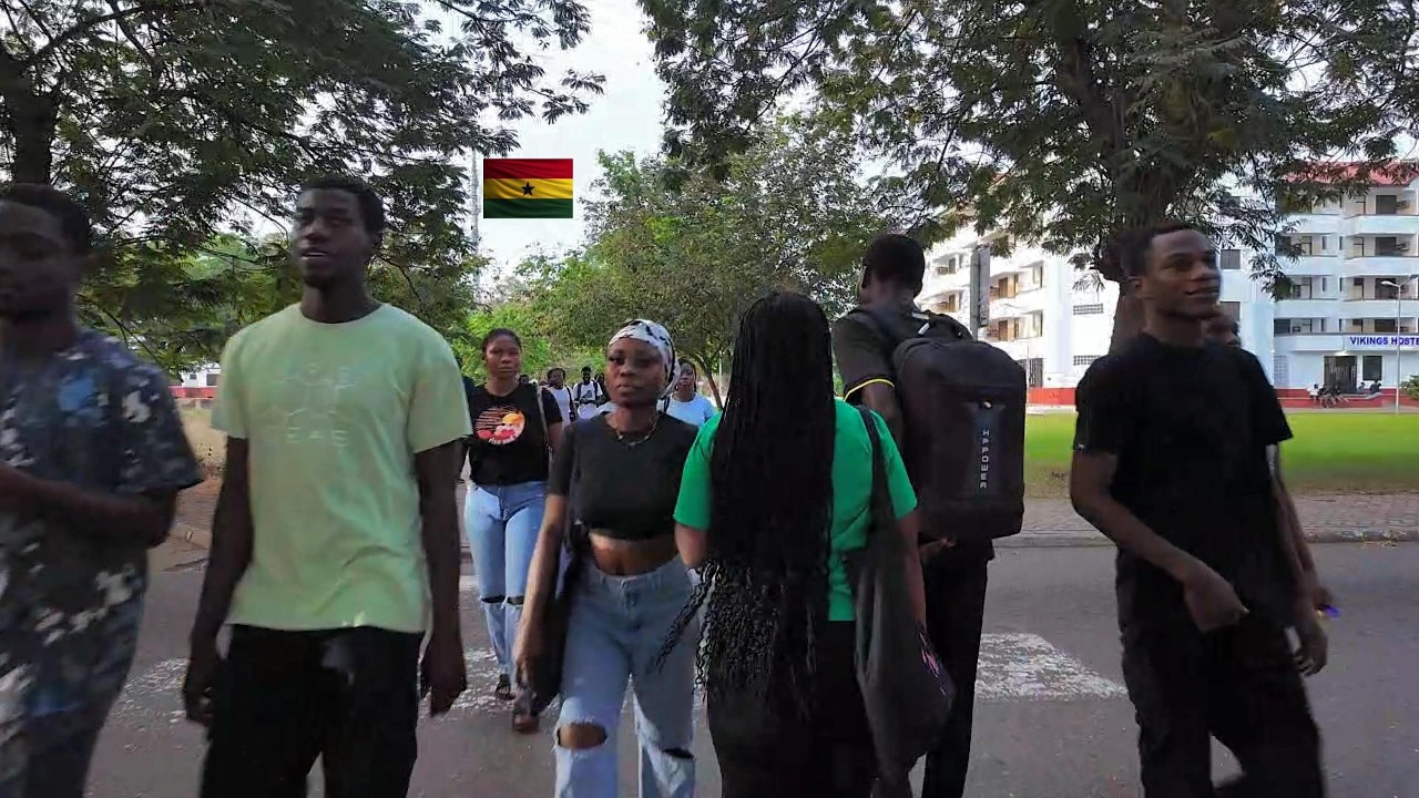 🇬🇭 How An Evening Walk On A University Campus In Accra Ghana Look Like