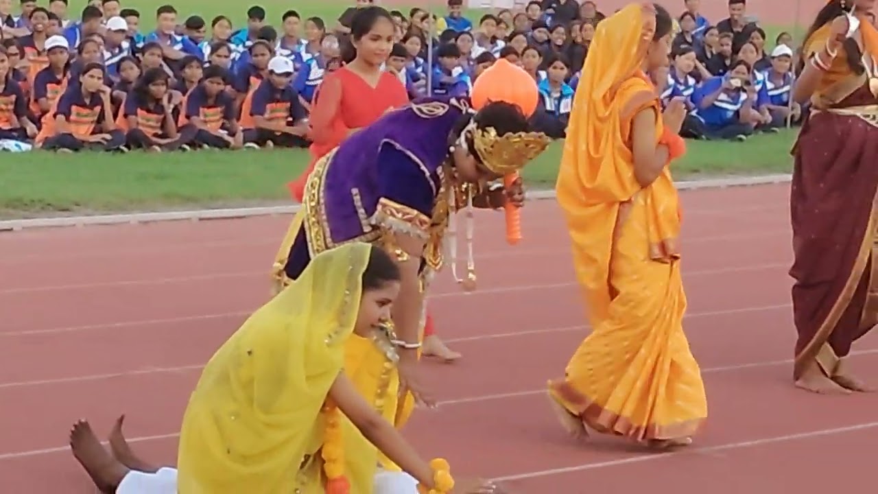 Dance by girls jnv lucknow  nvs national athletics meet 25 at COSING CEREMONY SAI LUCKNOW 