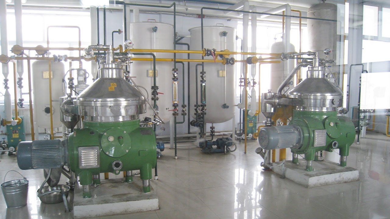 Rice bran oil processing solution -- pretreatment, solvent extraction and refining production line