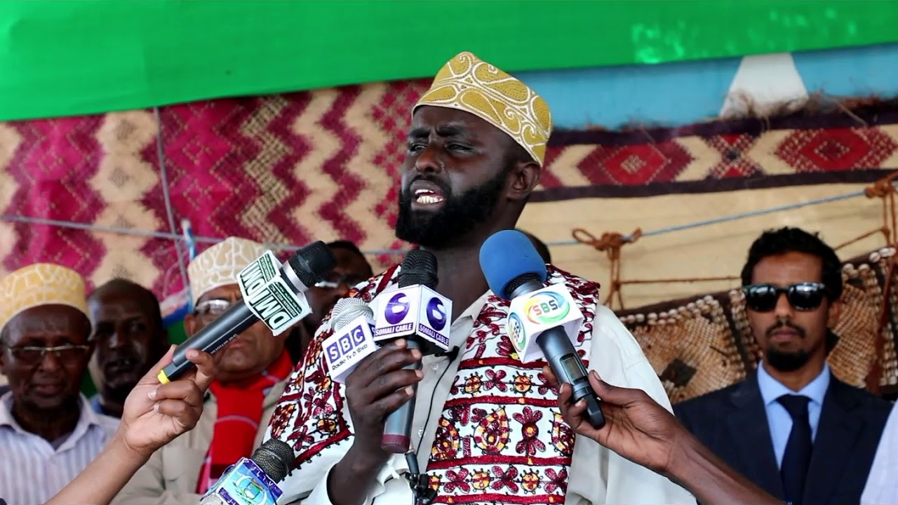 Gabay Kiciyay Dareenka dadka Puntland oo Abwaan Cal Madow Tiriyay