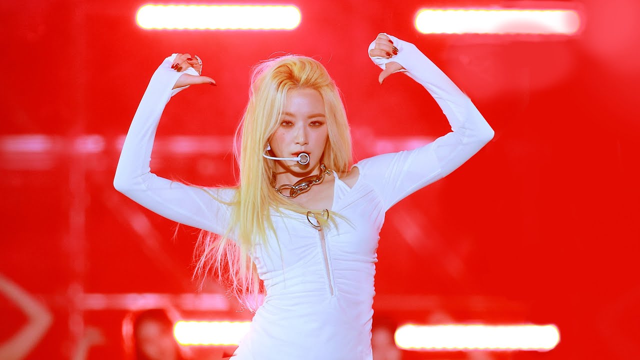 221224 2022 SBS 가요대전 (G)-IDLE - TOMBOY : SHUHUA FOCUS FANCAM @ SBS 가요대전 슈화 직캠 (4K)