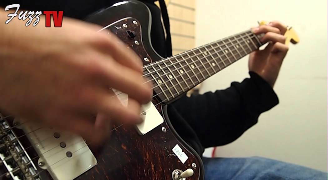 Fuzz Guitars: Sonic Youth Special. Squier Vintage Modified Jazzmaster.