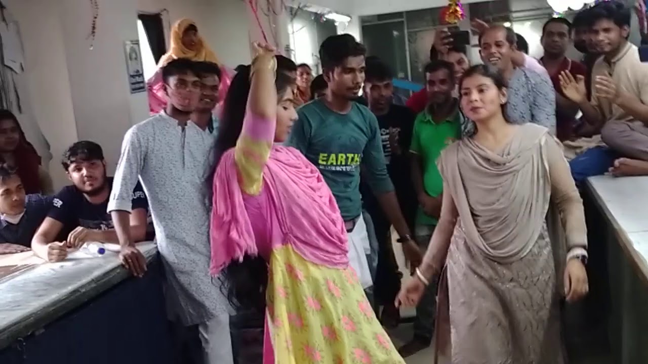 এসকে আর্মি ফ্যাশন গার্মেন্টস এরঈদুল আযহার এর ছুটিতে এই ডান্স টি হয়েছে ঢাকা সাভার চ্যানেল এস কে tump