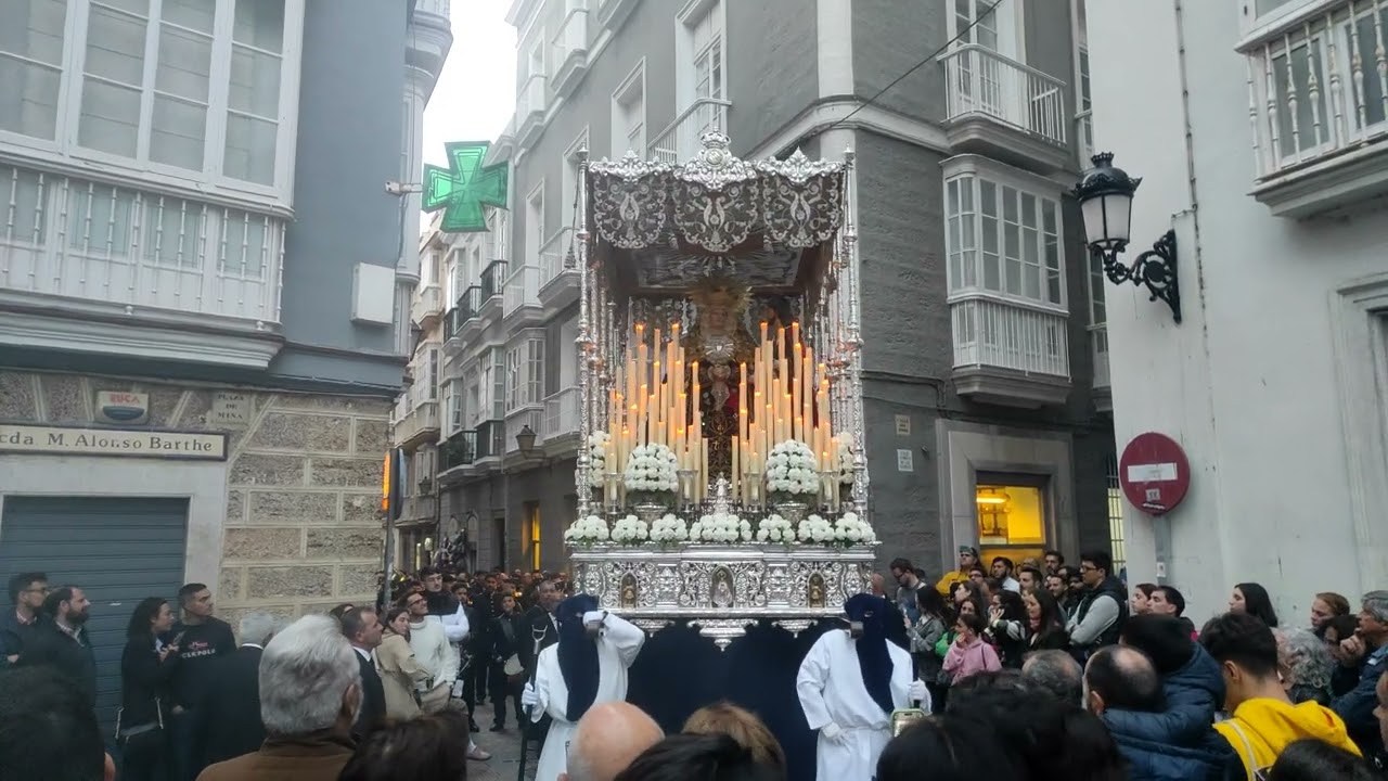 Jesús del Eccehomo y Virgen de las Angustias. Cádiz. 2023. Plaza Mina.