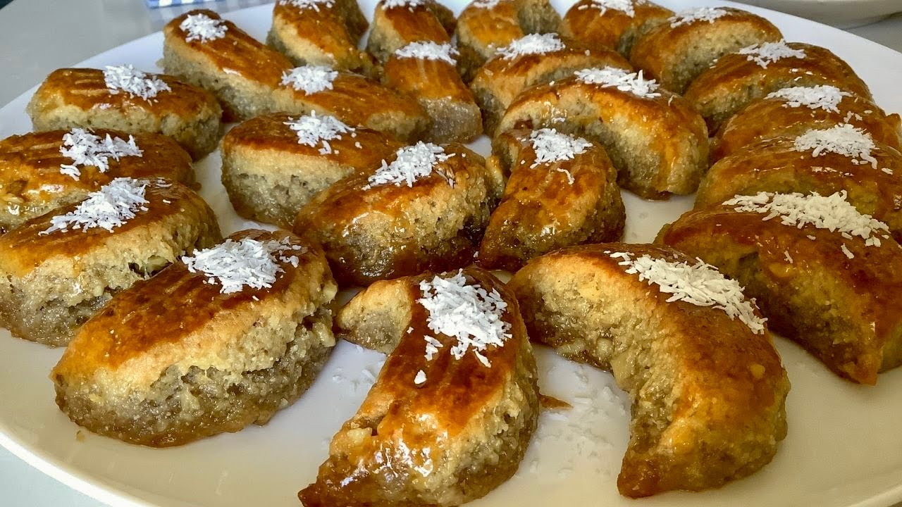 ‼️BAKLAVAYA ZAMANI OLMAYANLAR DİKKAT✋️BAKLAVA TADINDA KIYIR KIYIR CEVİZLİ AY TATLISI😋 Şerbetli tatlı