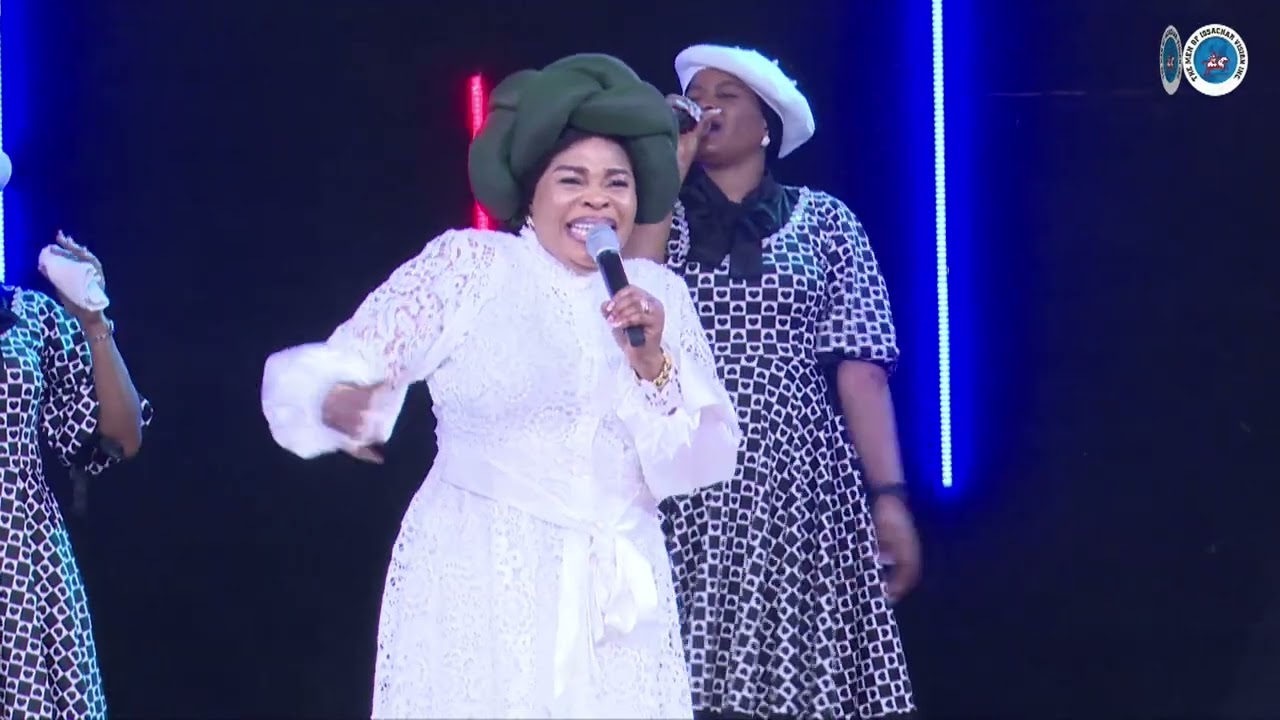 Evangelist Tope Alabi Came With All The Energy