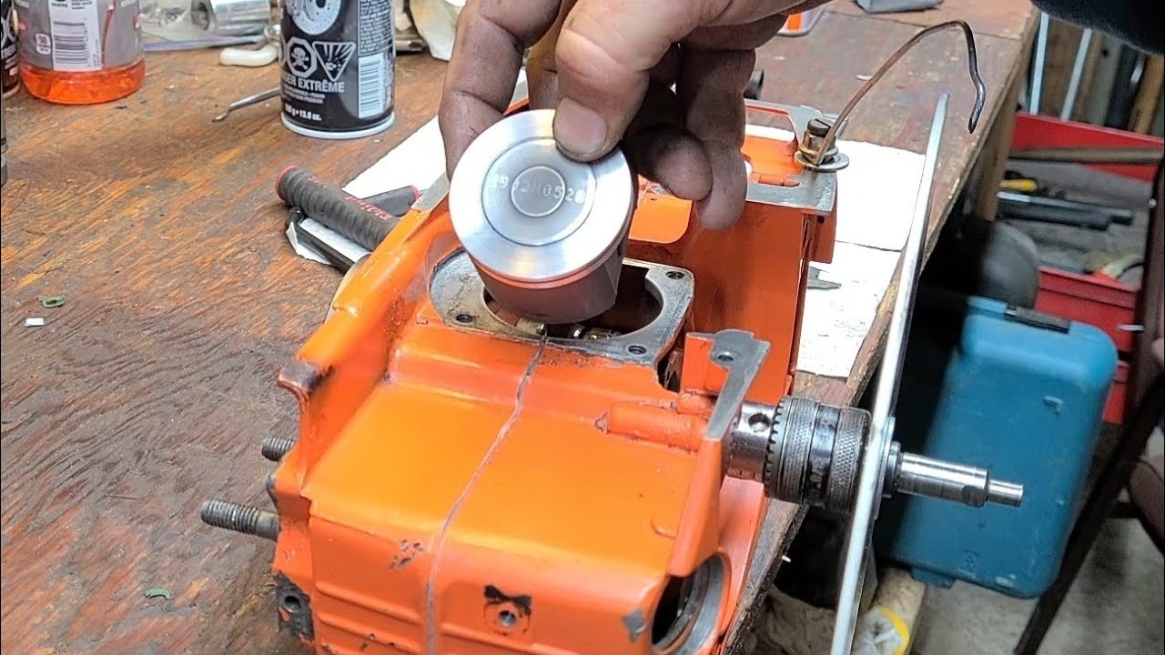 Buckin's 266xp gets a pop up piston and cylinder machining.