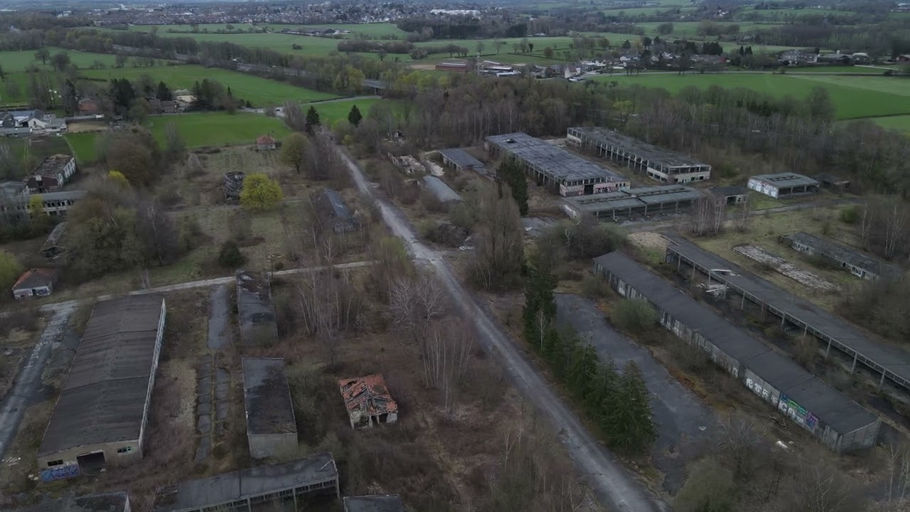 Drohnenflug: Camp Hitfeld in Aachen (Astrid Schweden Kaserne)