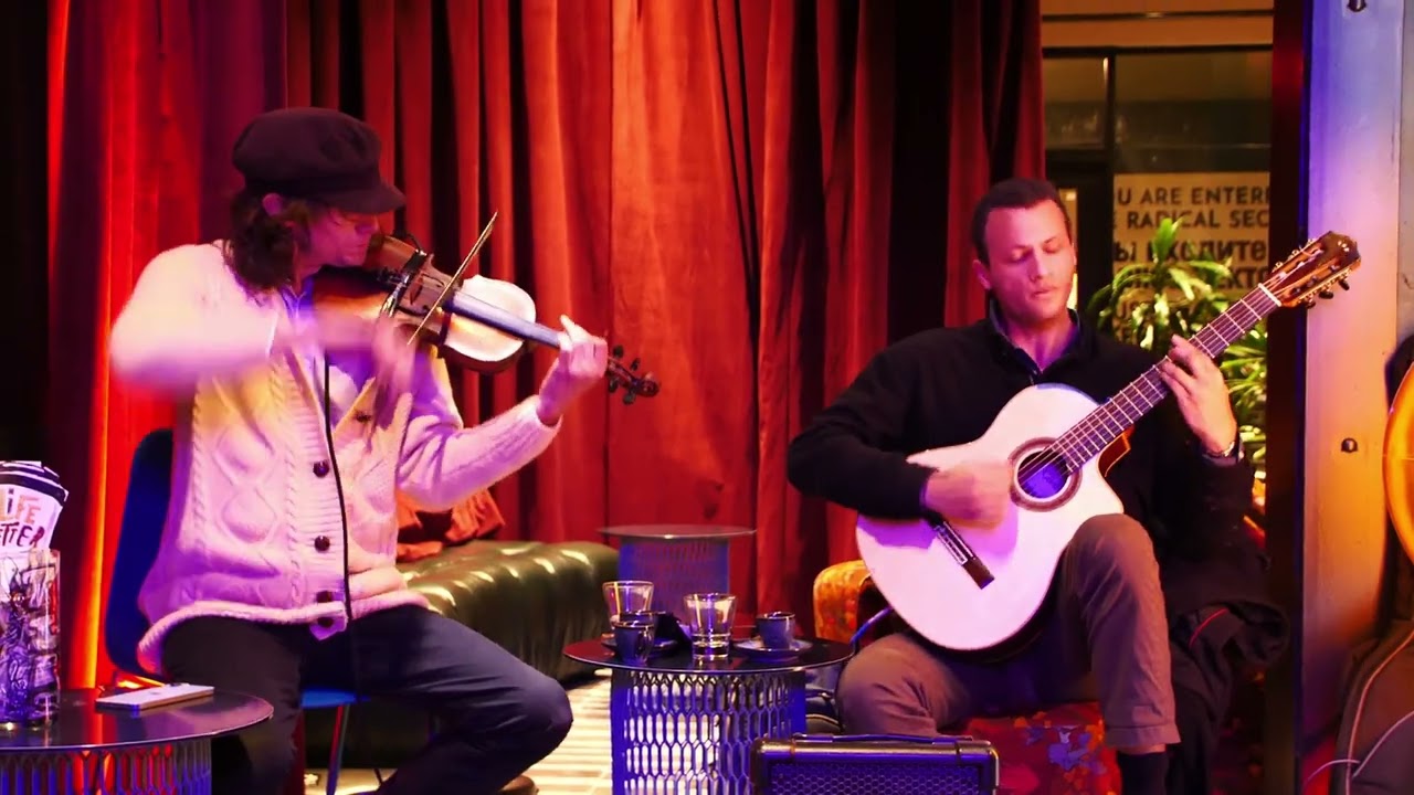 Ulisse & Timothy - Minor Swing Django