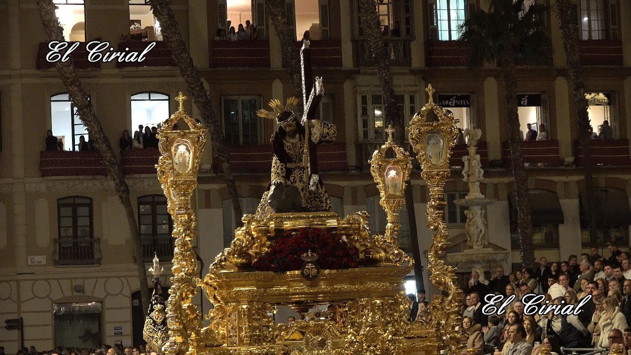 MISERICORDIA Y GRAN PODER MALAGA 2025 TRIBUNA OFICIAL Y ENTRADA EN CALLE LARIOS 4K