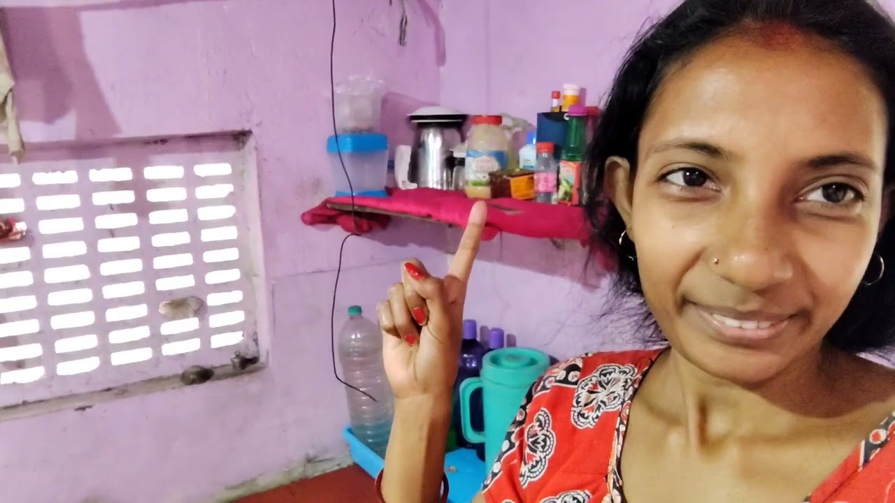 হেল্পৎ হ্যান্ড ছাড়া সকাল 🌄🙋 থেকে সমস্ত দিন একই সৎসারের সমস্ত কাজ করে নাজেহাল হয়ে যায়😭। 