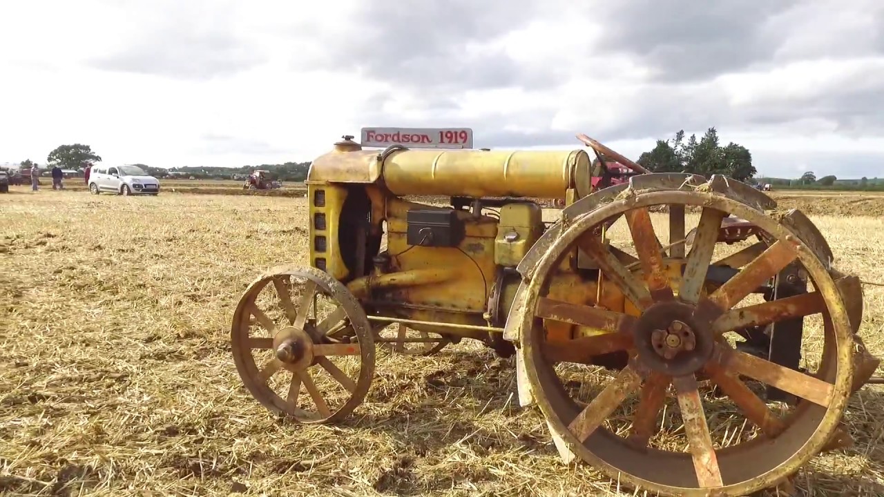 Fordson F ploughing at yesterday's farming 2017
