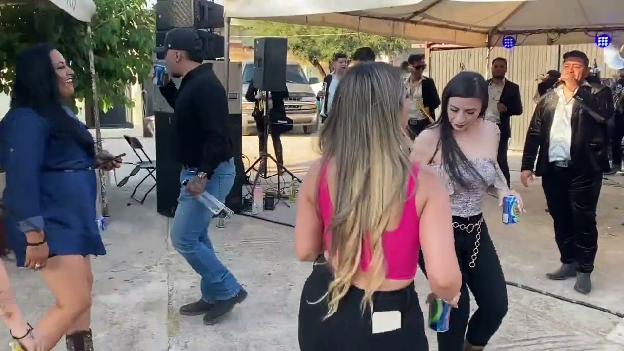 Fiesta en MalaNoche con La Maxima Banda 25 de Mayo 2023