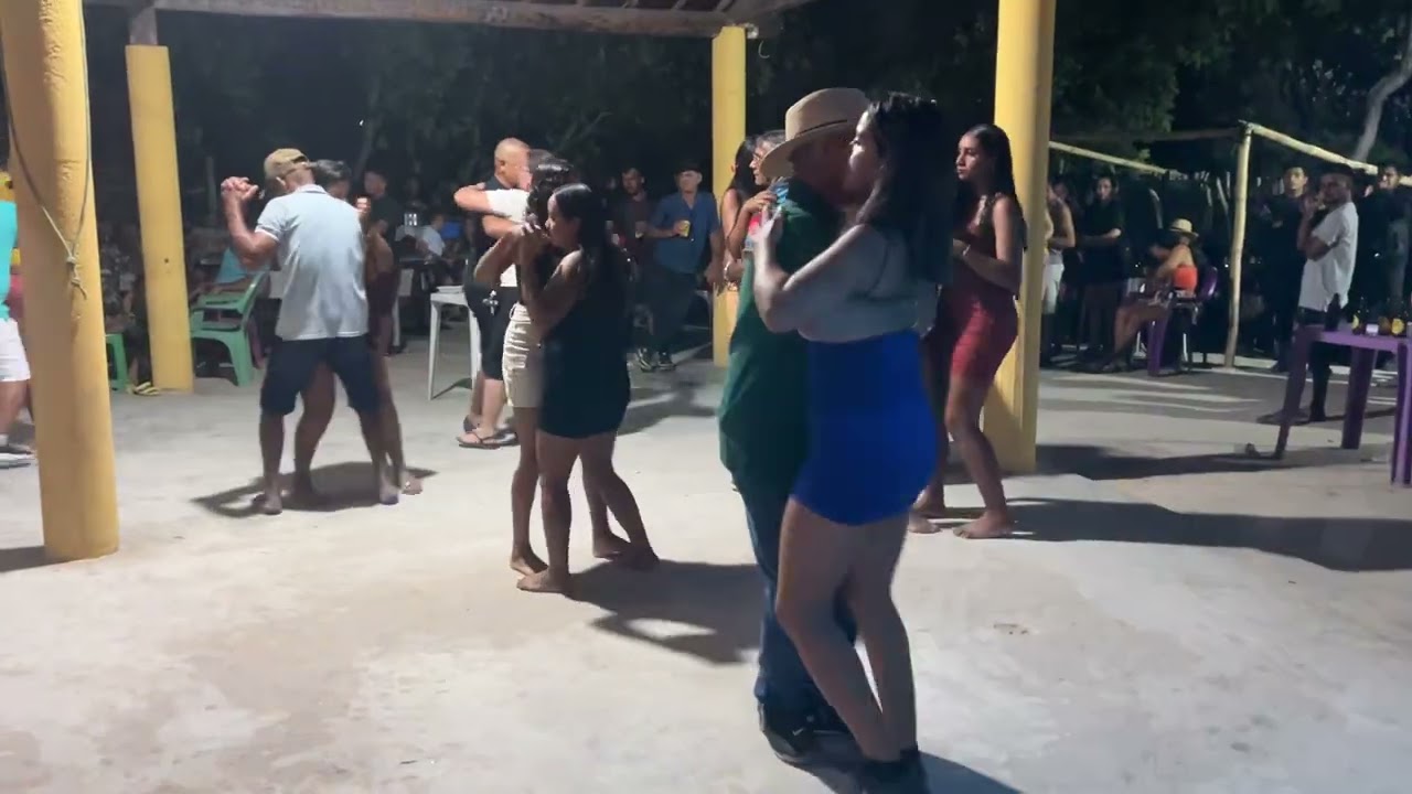GILDENES ARAÚJO Forró puxado bom pra dançar em córrego Lino granja Ceará 