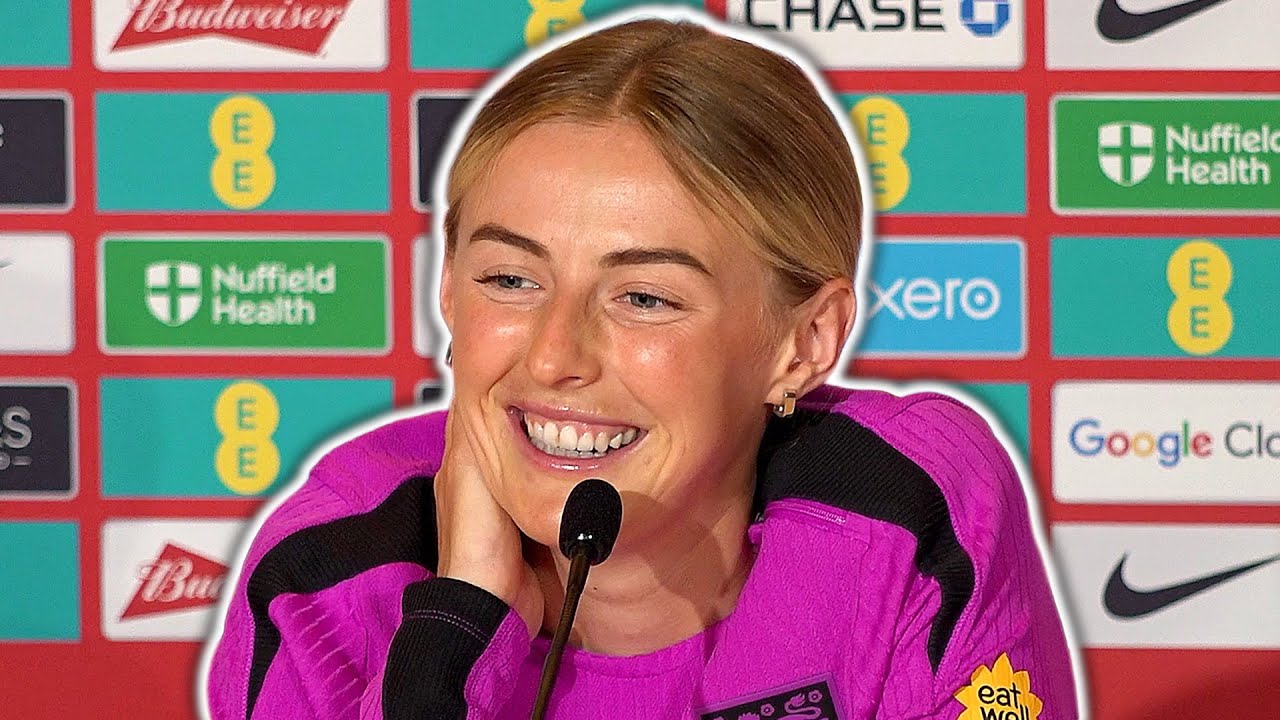 'I HAVEN’T EVEN GOT A CARD! I’ll probably ask my mum!' | Chloe Kelly | Sweden Women v England Women