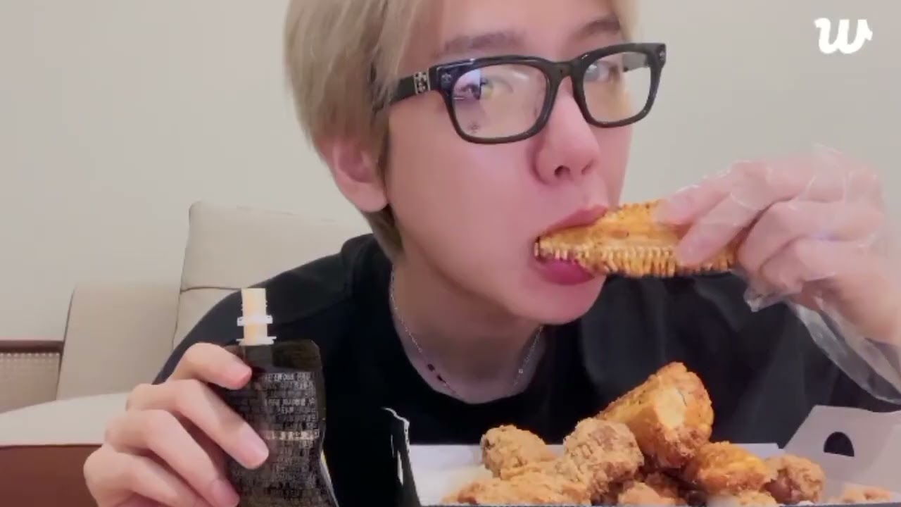 Baekhyun Christmas live pt.3 🎄🎅🏻