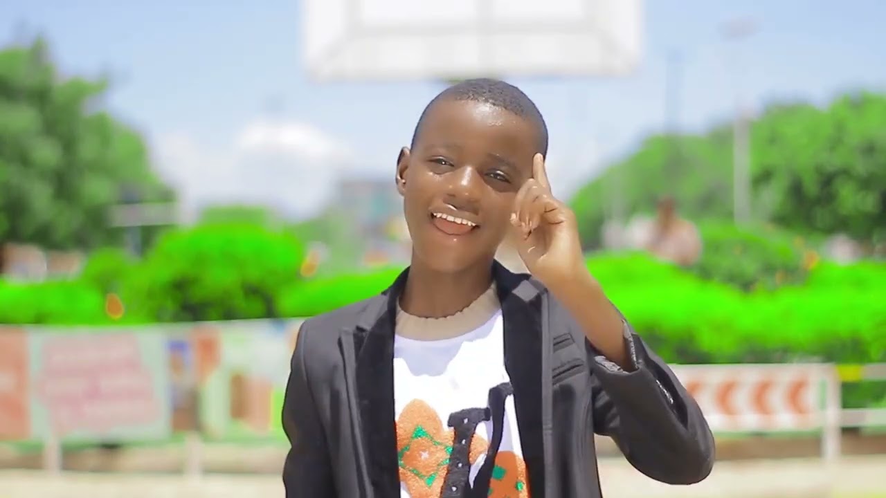 ALBUM YA EMMANUEL PETER  UNAWEZA BWANA