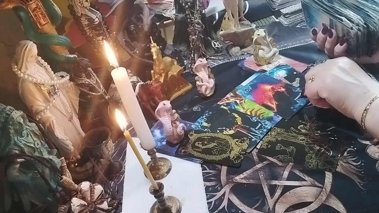 Ну , очень интересный расклад ! Что гремит что стучит что на пороге стоит??🔥🔥🔥