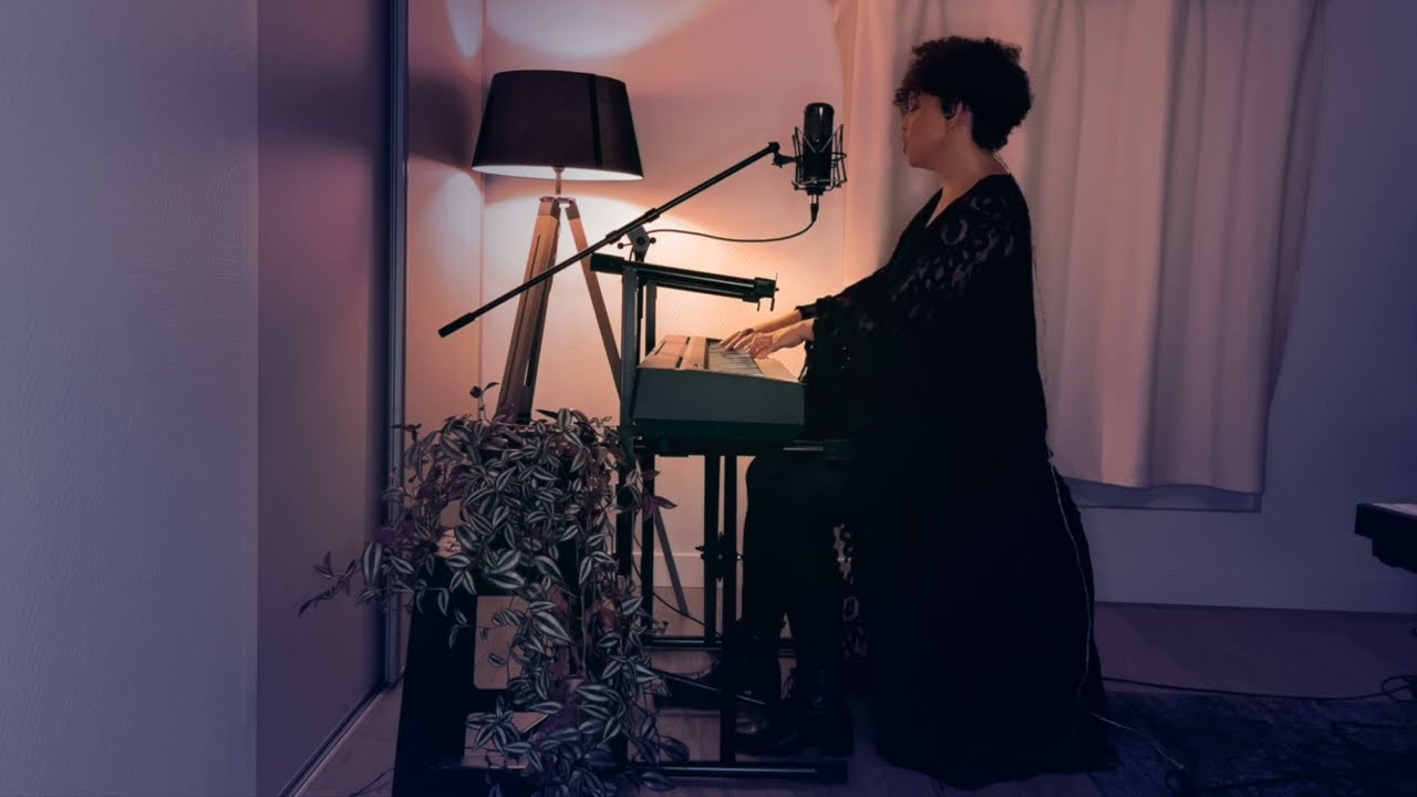 Abyssan - Frozen (Madonna cover)