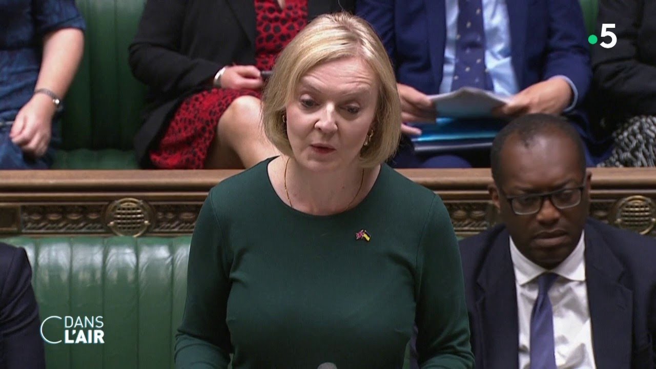 Royaume-Uni : les premières mesures de Liz Truss - Reportage #cdanslair 08.09.2022