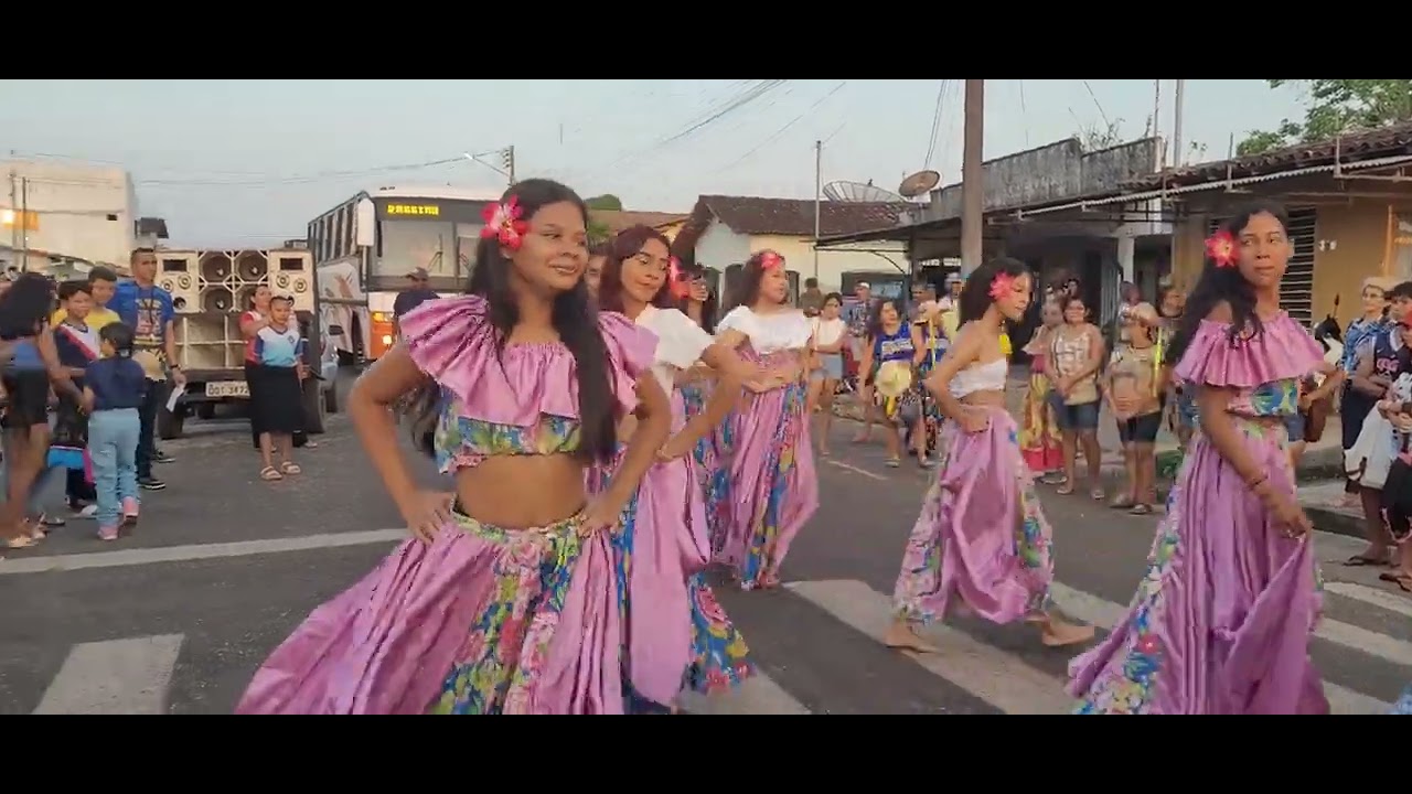 Carimbó do Bico Doce - Dança Escola Germano Melo