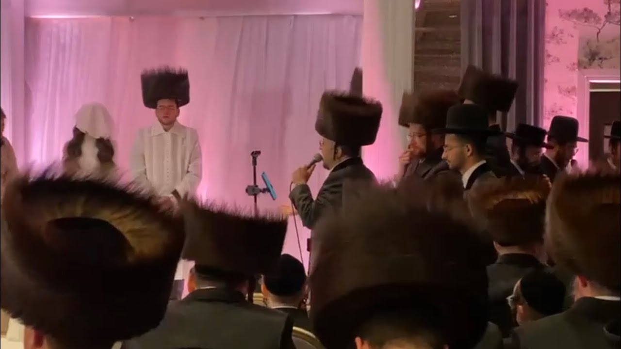 Heartwarming Chuppa with Lipa Schmeltzer ❤️‍🔥