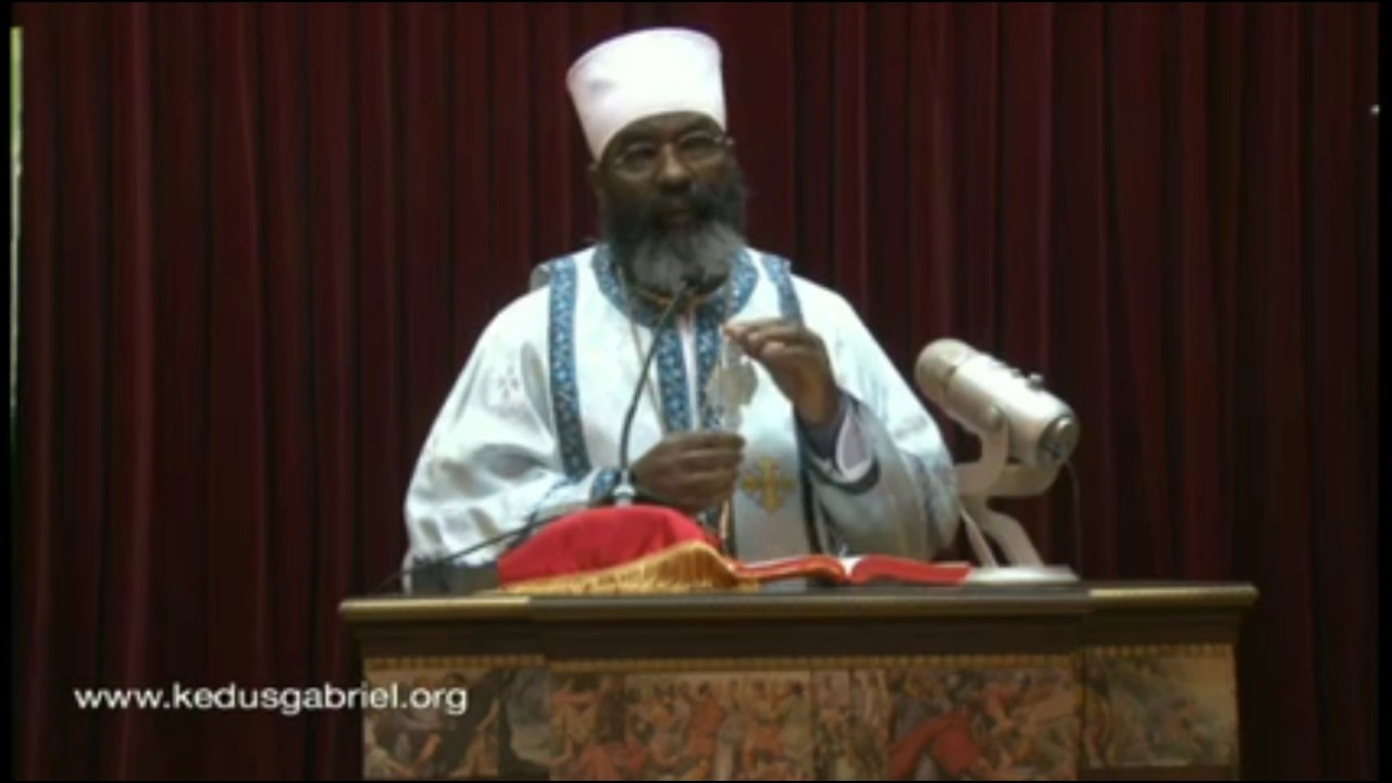 እነሆ በኤፍራታ ሰማነው፦ በቆሞስ አባ መዓዛ ክርስቶስ በየነ