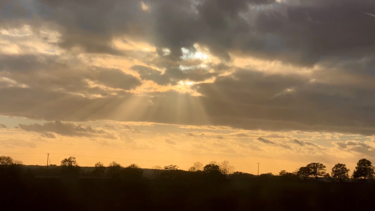 Letting Go: Familiar Pain vs Freedom Through Discomfort