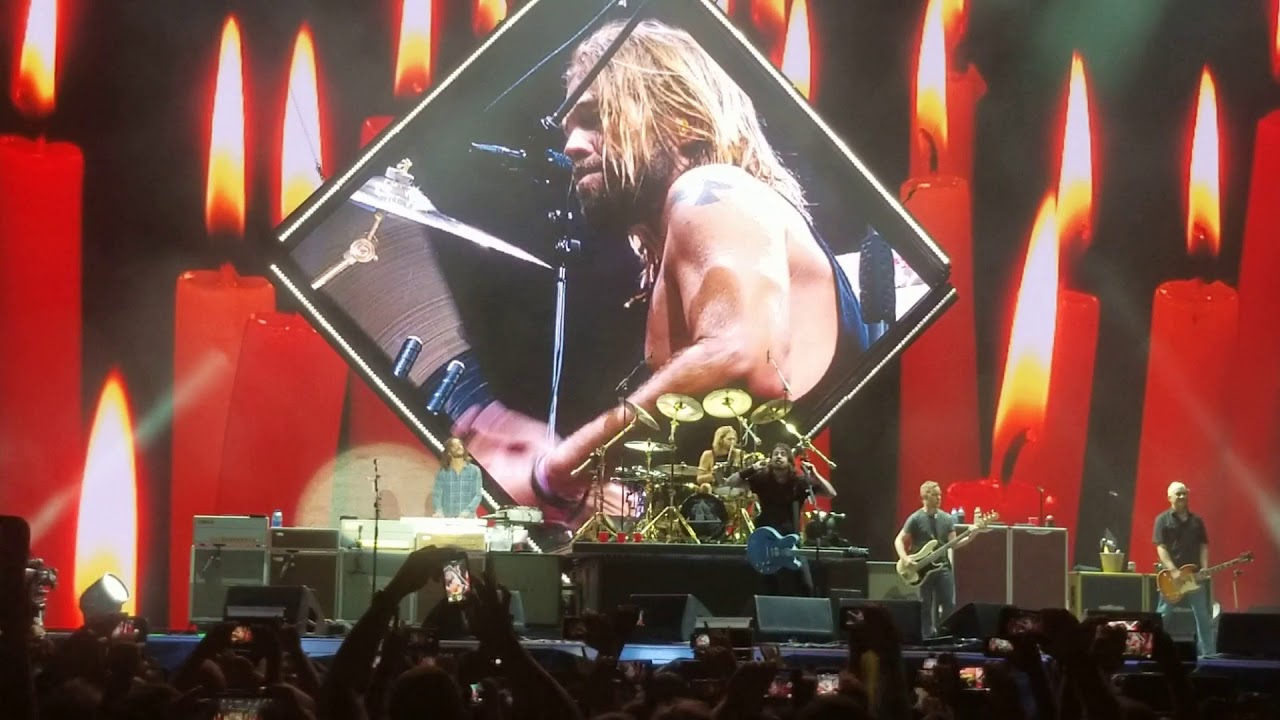 Foo Fighters Intro With Guest Appearances by Billy Idol and John Travolta
