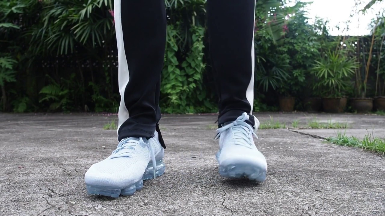 NIKE VAPORMAX PURE PLATINUM ON FEET