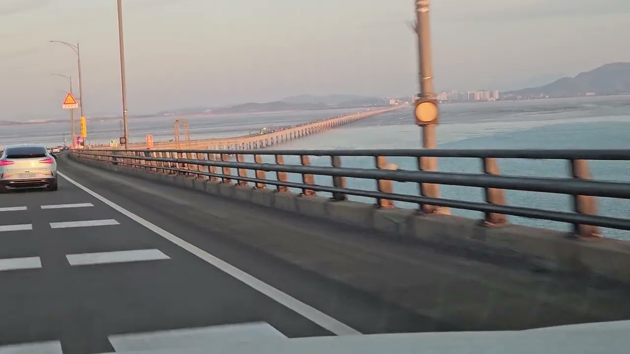 인천대교 금요일 오전 8시