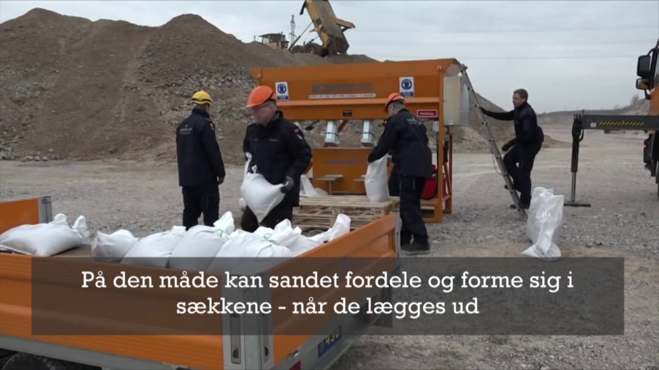 Instruktion i brug af Sands&aelig;kkefylder