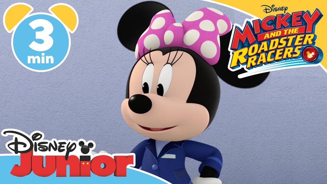 Mickey and the Roadster Racers | The Stolen Painting 🖌- Magical Moment | Disney Kids