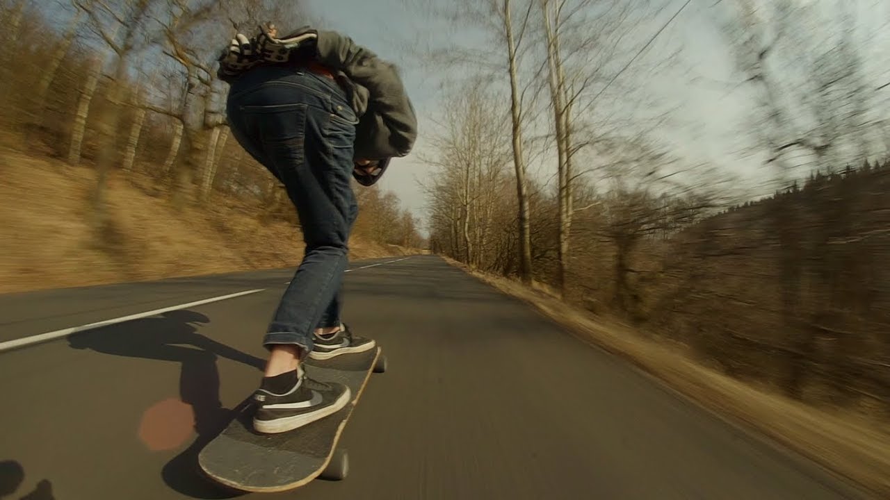Fast downhill Longboarding spring session