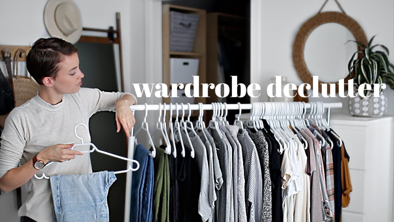 Decluttering My Wardrobe | MINIMALISM