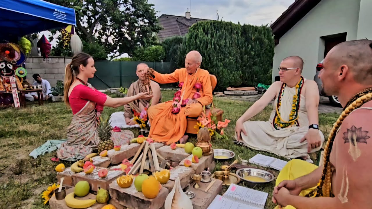 INITIATION CEREMONY by HH KAVICANDRA SWAMI and Vedavati Sakti dd  3.7.2025 ❤️