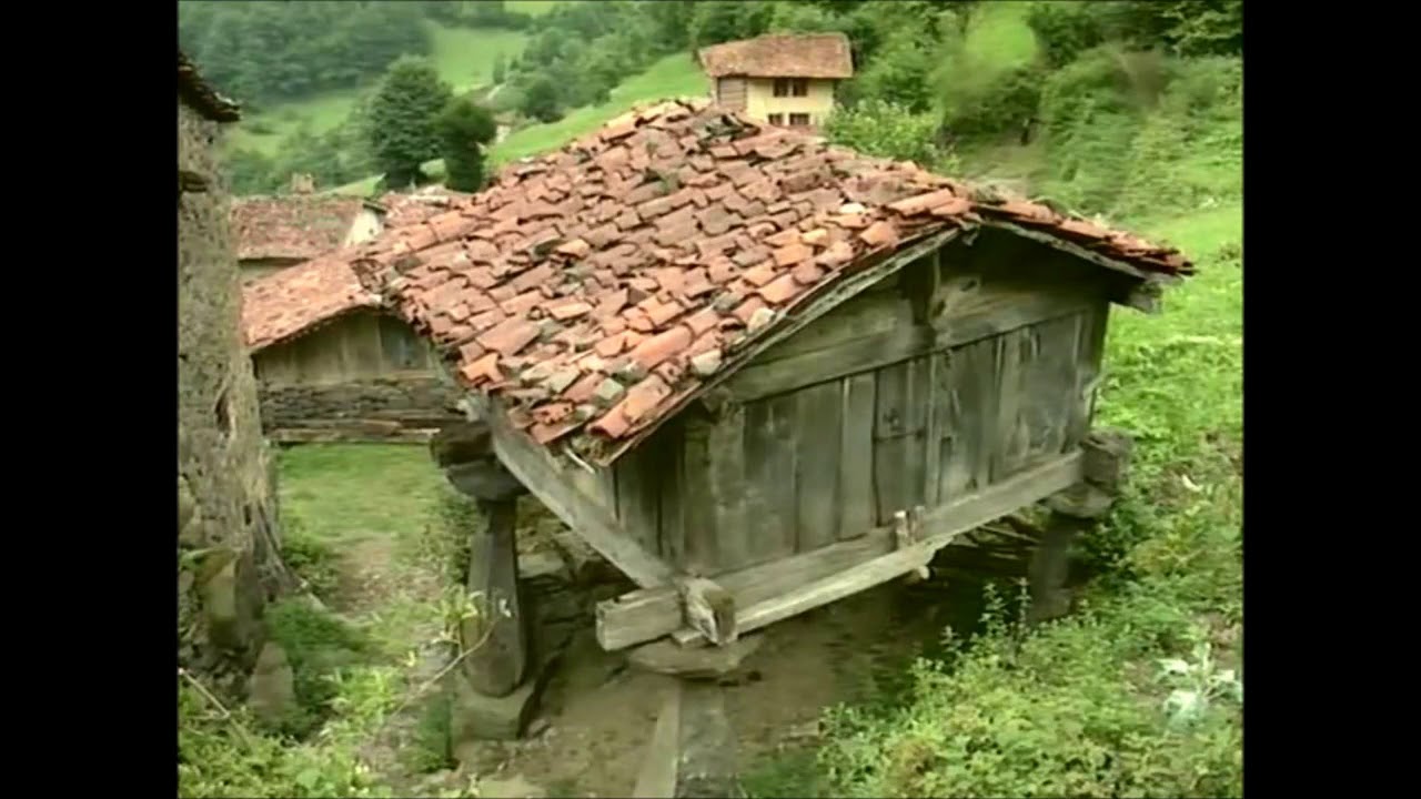 La Casa Tradicional Asturiana - Horreos y Paneras
