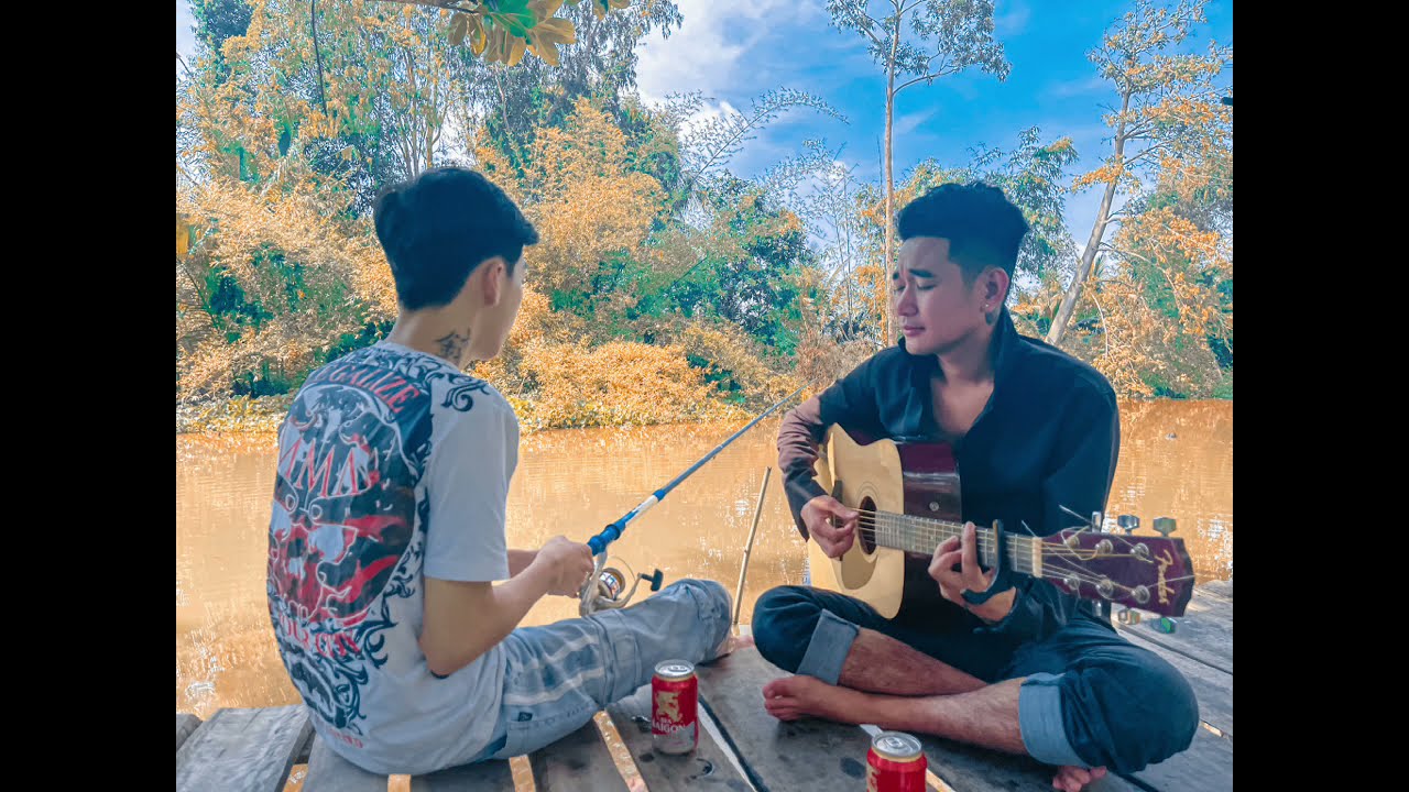 Thuận chùa, Khang blue và những bài nhạc guitar nhức nách.