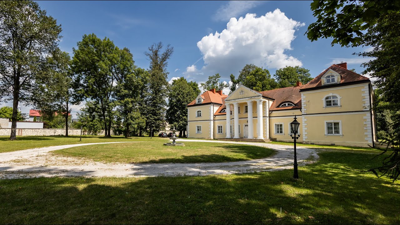 Obiekt Sprzedaż 940 m2 2007 rok BS2-BS-302628 Koniecpol, Radoszewnica, ul. Koniecpolska