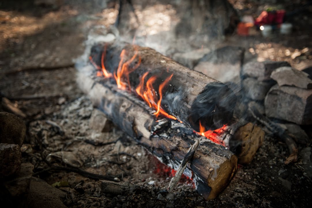 Siberian Survival fire that lasts all night