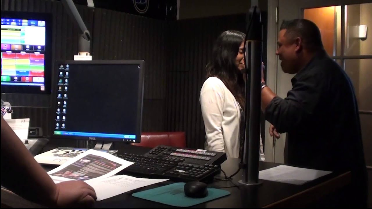 Radio staffer hypnotized in studio by Hypnotist Darin Frazier