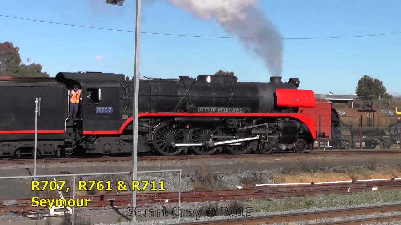 R707,  R761 & R711 - Triple Headed Steam to Seymour  19th july 2015