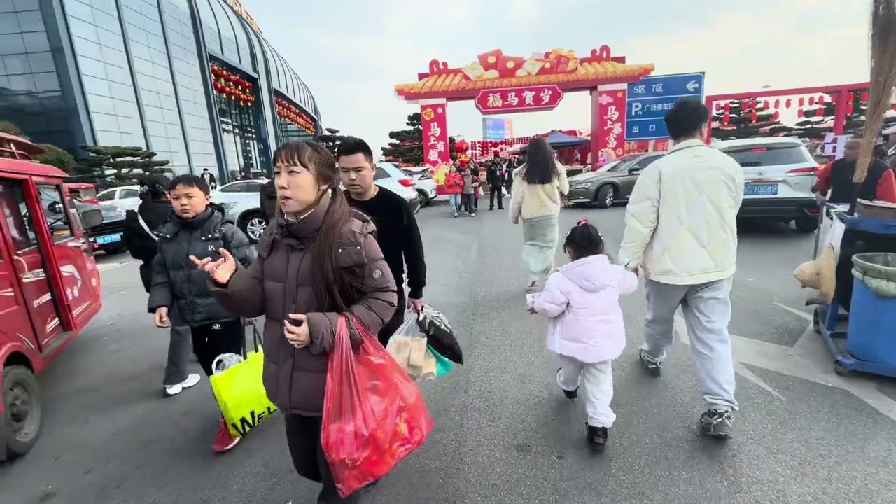 逛個集市，滿滿都是煙火氣.