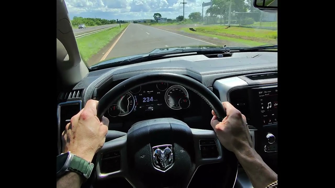 RAM 1500 V8 Hemi / Limitador off / Top Speed 239km/h